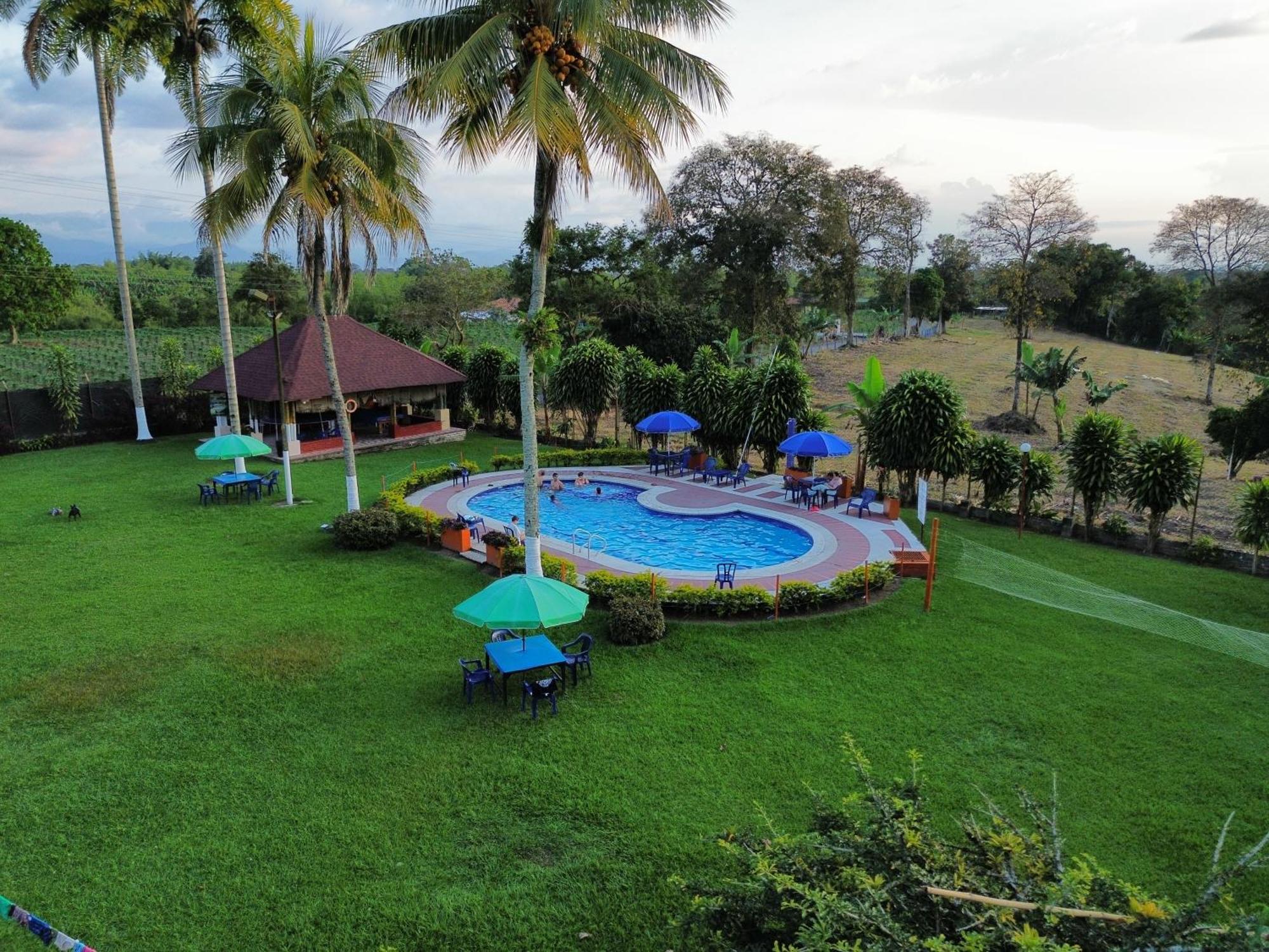 Finca Hotel Los Cocos Montenegro Exterior photo