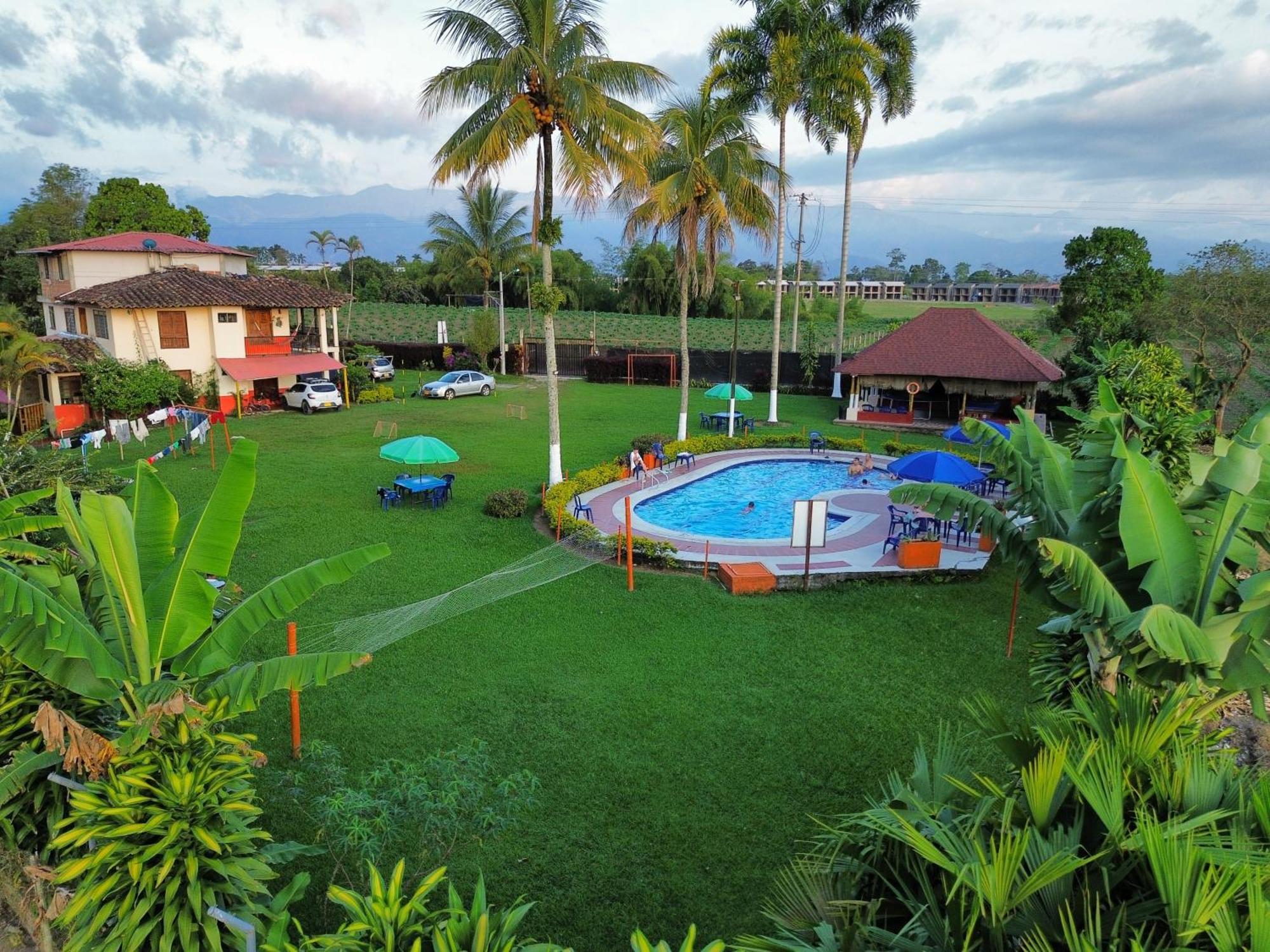 Finca Hotel Los Cocos Montenegro Exterior photo